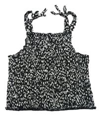 Čierny žabičkový crop top s kvietkami zn. George