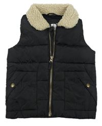 Černá šusťáková prošívaná zateplená vesta s beránkem Next