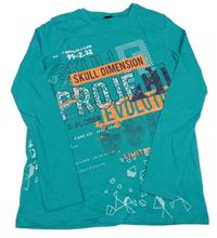 Zelenomodré triko s lebkami a nápisem Y.F.K.