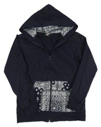 Tmavomodrá prepínaci mikina so vzorom a kapucňou