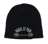 Černá čepice s nápisem a činkou 