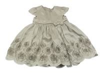 Světlešedé zdobené šaty s mašličkou. Tu