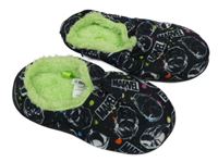 Černé zateplené bačkory s Avengers a skvrnkami MARVEL vel. 29