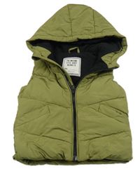 Olivová šusťáková zatepelná vesta s kapucí Matalan
