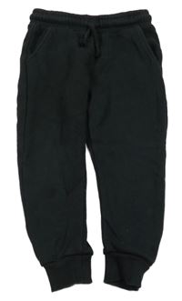 Černé tepláky F&F