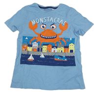 Modré tričko s krabem a městem C&A