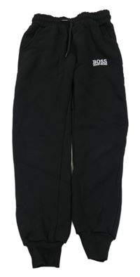 Černé tepláky s logem Hugo Boss