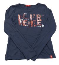 Tmavomodré triko s nápisem Esprit 