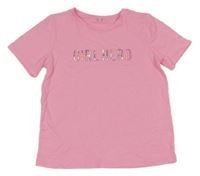 Neónově ružové tričko s 3D nápisom C&A