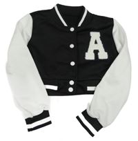 Čierno-biela baseballová crop mikina s písmenkom SHEIN