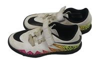 Bílo-barevné kopačky Nike vel. 31,5