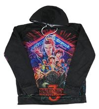 Čierna mikina so Stranger Things a kapucňou