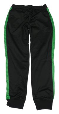 Černé sportovní tepláky se zeleným pruhem 
