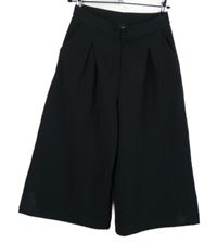 Dámské černé strukturované culottes kalhoty Warehouse 