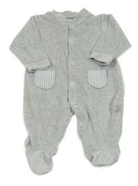 Šedý sametový overal 