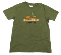 Khaki tričko se stanem a nápisem 