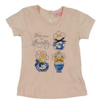 Svetloružové tričko s flakony