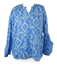 Dámská modro-světlemodrá vzorovaná halenka Peacocks 