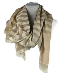 Dámský béžovo-hnědý pruhovaný šátek střásněmi