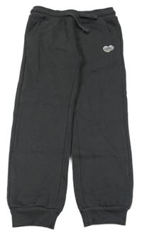 Tmavosivé tepláky so srdiečkom Dopodopo