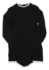 Čierno-biely rebrovaný crop sveter PRIMARK