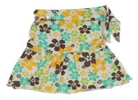 Bielo-farebná kvetovaná sukňa