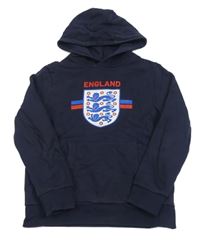 Tmavomodrá fotbalová mikina England a vreckom a kapucňou