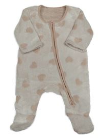 Bílo-pudrový chlupatý overal se srdíčky George