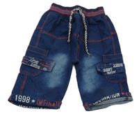 Tmavomodré teplákové kraťasy riflového vzhledu s vreckami s nápismi