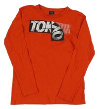 Červené tričko s nápisom Chapter young