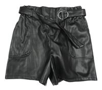 Černé koženkové kraťasy s páskem Primark