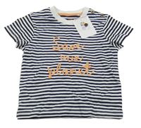 Nové - bílo-tmavomodré pruhované tričko s nápisy Topomini