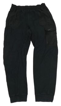 Čierne tepláky s vreckom s logom Nike