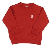 Červená mikina s nápisom F&F