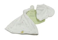 Nové - 2set - Biela čapica s včelou a hvězdami + rukavice