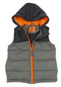 Šedá šusťáková zateplená vesta s oranžovým zipem a kapucí Kiki&Koko