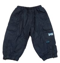 Tmavomodré šušťákové cargo nohavice s nápisom