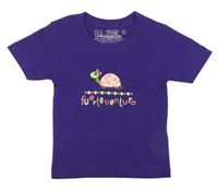 Purpurové tričko so želvičkou a nápismi