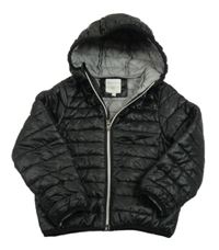 Čierna šušťáková prešívaná zateplená bunda s kapucňou