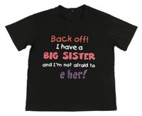 Čierne tričko s nápisom