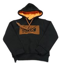 Čierna mikina s nápisom a kapucňou