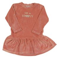 Ružové plyšové šaty s nápisom a srdiečkami