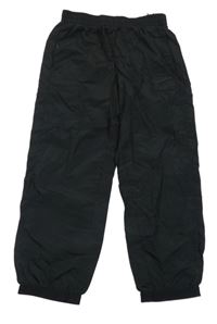 Nové - Černé šusťákové kalhoty Nike