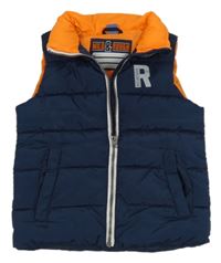 Tmavomodrá prešívaná šušťáková zateplená vesta s písmenkom dopodopo