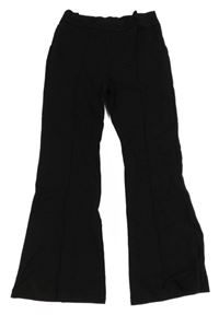 Čierne elastické flare nohavice