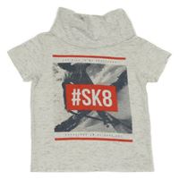 Biele melírované tričko so skateboardistou a komínovým golierom Rebel