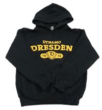 Čierna mikina s nápismi a kapucňou