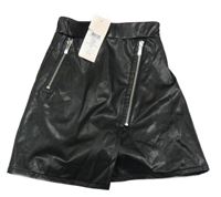 Nové - Čierna koženková sukňa Lipsy London