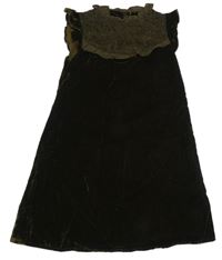 Tmavozelené sametové šaty s krajkou Next