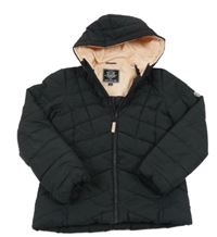 Černá prošívaná šusťáková přechodová bunda s nášivkou a kapucí C&A